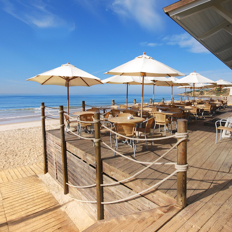Integra Pro Amps 8125 DSP beachside restaurant Square No Overlay